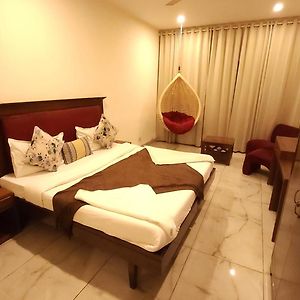 Hotel Vrs Inns